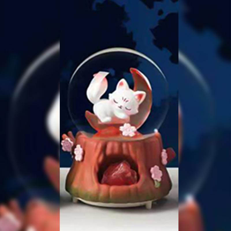 Astronaut Crystal Ball Music Box Ornament - Student Snow Globe Birthday Gift