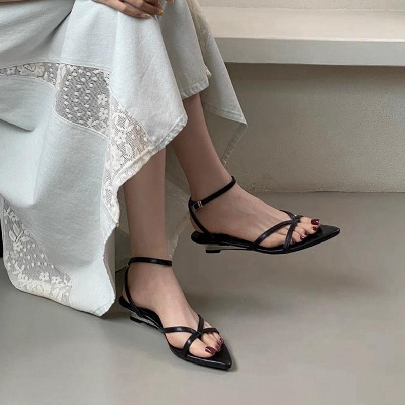 Fashion SUOJIALUN 2025 Summer New Brand Women Sandal Fashion Narrow Band Ladies Elegant Gladiator Shoes Square Low Heel Slides Shoes