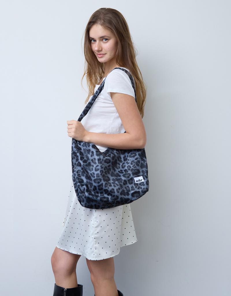 Sehr Leopard Light Satin Hobo Bag (Dark Grey)