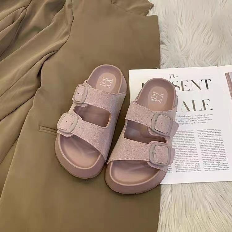 Thick Soled Shoes for Women 2025 New Women's Cool Slippers for Summer Outdoor Wear, Soft Soled Beach Round Toe Sandals