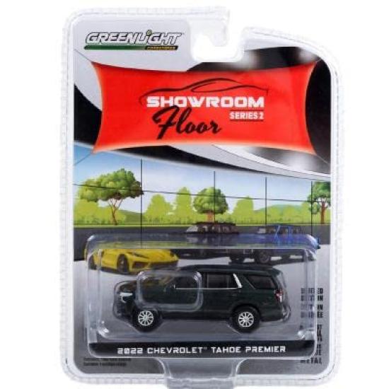 GREENLIGHT Scale Showroom Floor Series 2 2022 Chevrolet Tahoe Premier 164