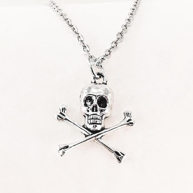 Skull Pendant Necklace for Women Men Vintage Chain Grunge Jewelry Goth Gothic Accessories Choker Y2k Aesthetic Fairy Star