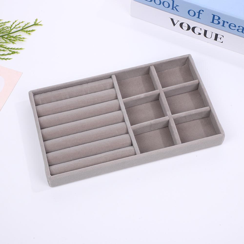 Velvet Jewelry Box – Ring and Earring Tray with Bracelet Compartment