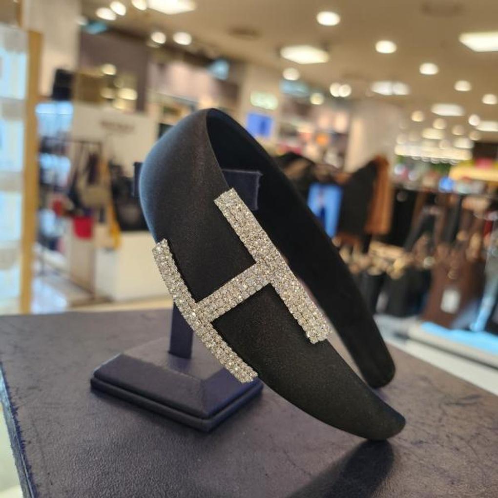 Atria HB Industrial Complex Material Cubic Band GMIHBIN000WHF