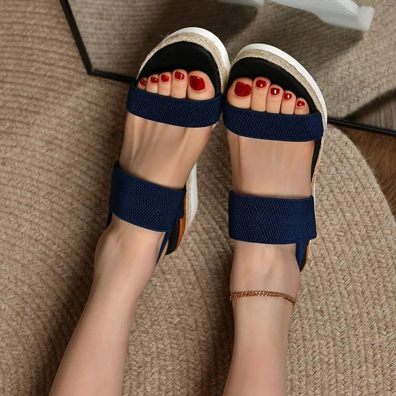 Högklackade Damsandaler Nya Platåkilskor Sommarmode Klänning Strandtofflor Promenadpumps Slides