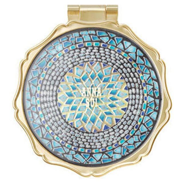 

Anna Sui - Luxury Beauty Mirror