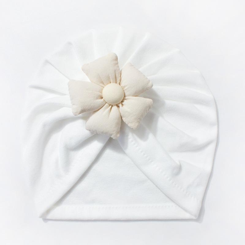 New children's hats, cute five-petaled flower baby pullover hats, soft and comfortable baby caps