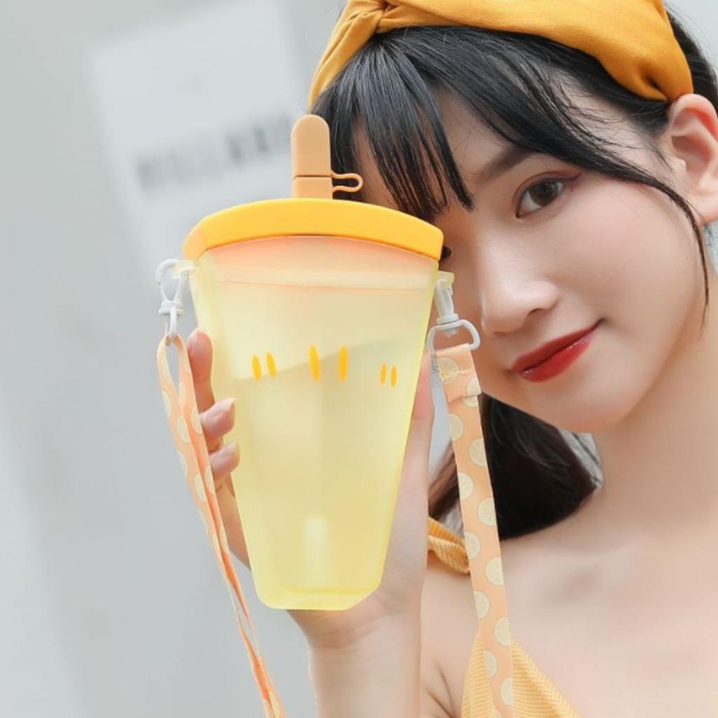 Roztomilá plastová láhev na vodu ve tvaru melounu se slámkou Kawaii Dětské nepropustné lahve na pití Kettle na posilovnu a venkovní sporty