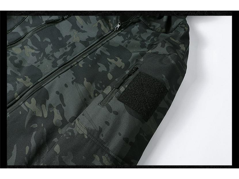 Męska taktyczna kurtka softshellowa wiatrówka American Tactical - Wodoodporna, wiatroszczelna, wszechstronna