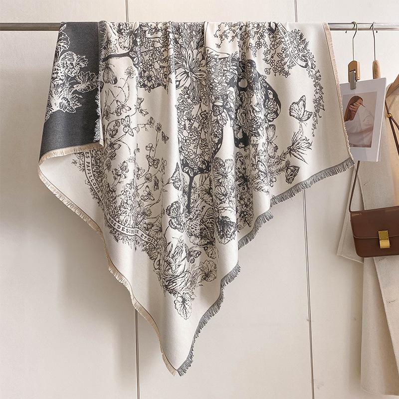 Retro Printed Butterfly Large Square Scarf Scarf Women'S High-End Gift Fashionable Versatile Outer Decoration Shawl Autumn