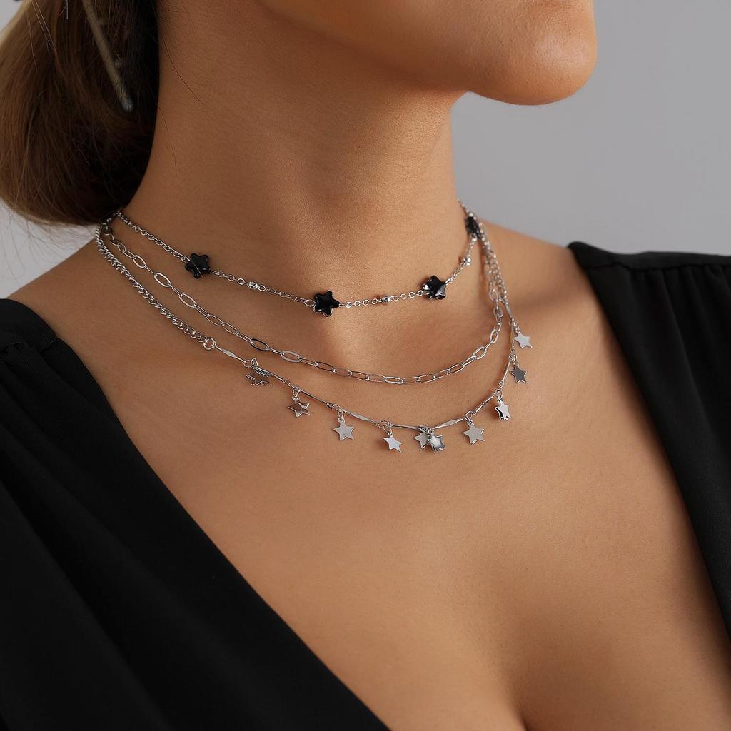 Retro Dark Style Star Sequin Three-Layer Necklace - European & American Inspired Light Luxury