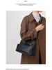 Vegetable-Tanned Cowhide Tote: New Style 2026 Women's Commuter Shoulder Bag with High-End Feel and Unique Design.