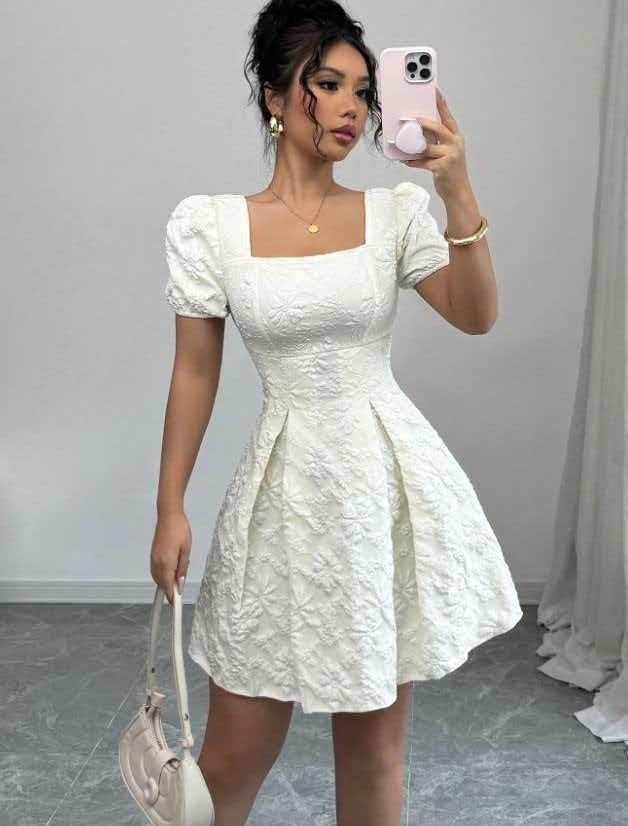 European & American Women's Elegant Slim Fit Jacquard Puff Sleeve Square Neck Summer Dress