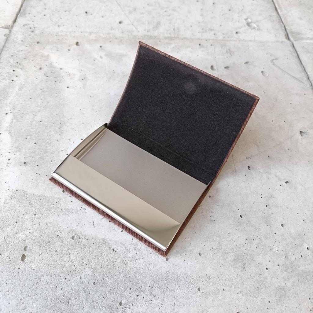 [mauve] Silver-plated Business Card HolderCard Case  Magnetic Closure, Slim, Lightweight, Stylish, Men's, Women's, Perfect Gift (Brown)