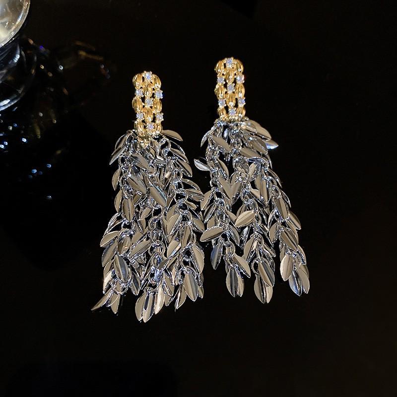 Kolczyki z frędzlami z liści cyrkonii Silver Needle: Wykwintna Moda, Lekka Luksusowa Wisząca Biżuteria.