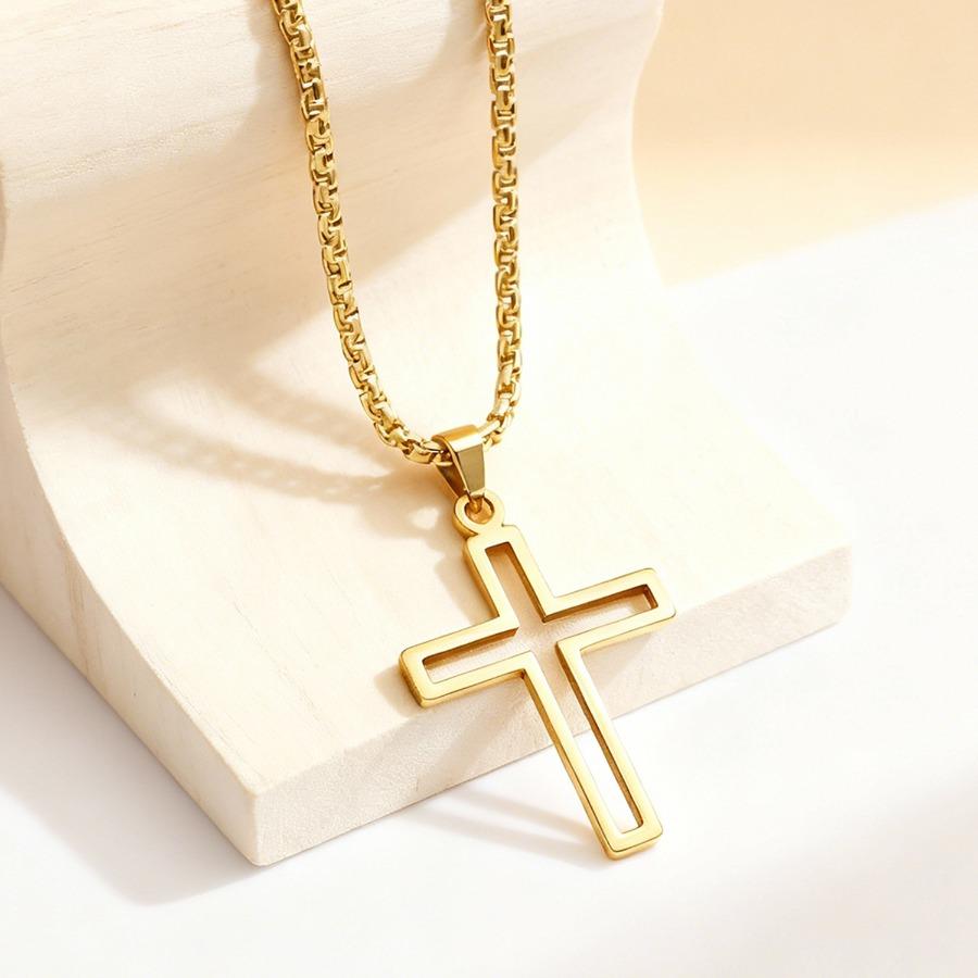 Men'S Stainless Steel Cross Necklace In European And American Style, a Trendy Accessory for Hip-Hop And Rap, Perfect for Everyday Outfits