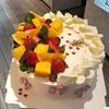 Bolo de Aniversário de Frutas Frescas de 10 polegadas