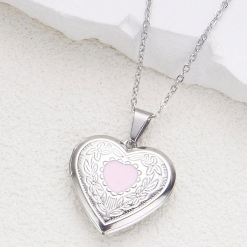 Elegant Choker Heart Shaped Locket Pendant Necklace Adjustable Length Clavicle Chain Ornament Fade Resistant Ornament