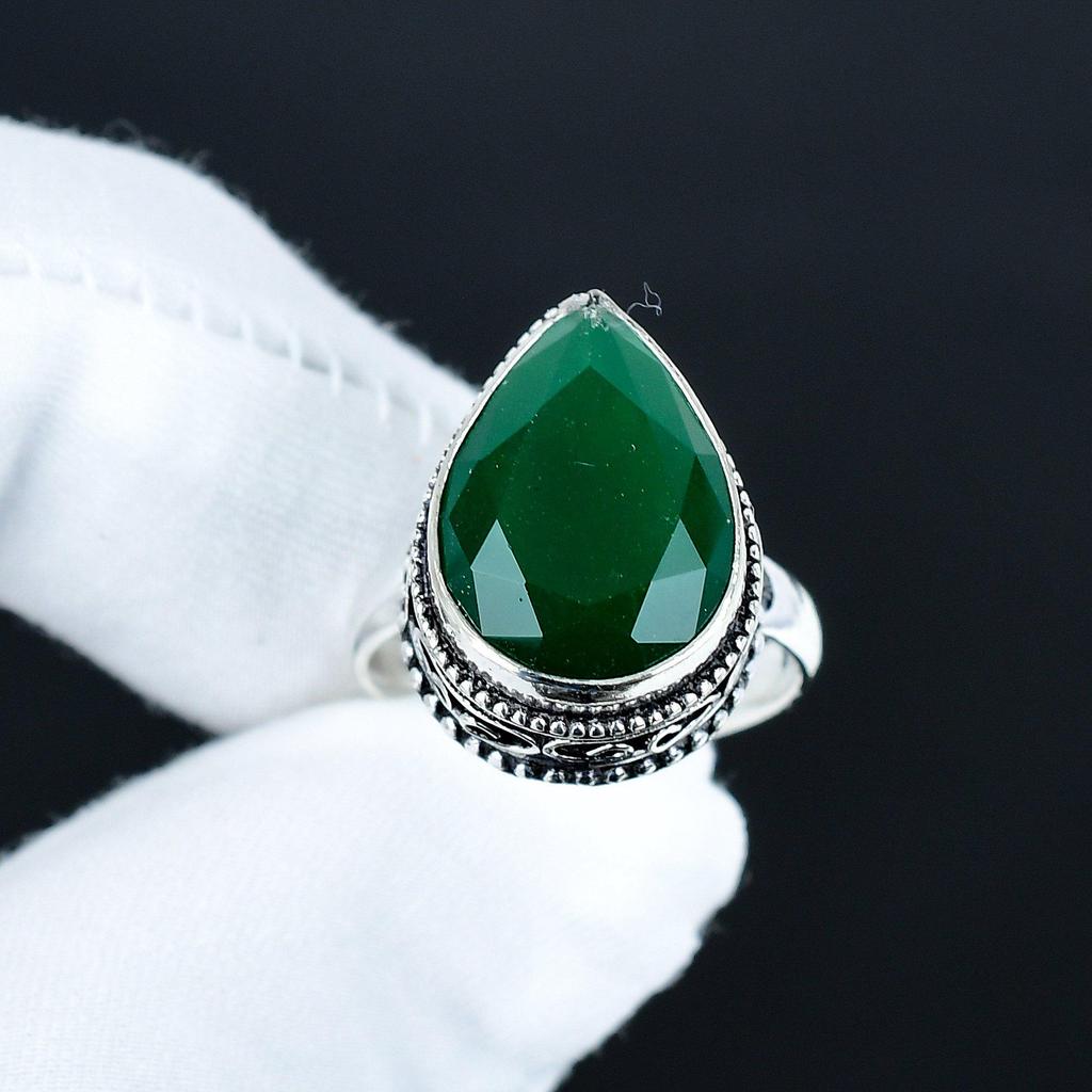 Smaragd edelsteen ring, 925 sterling zilveren sieraad, handgemaakte ring, opvallende zilveren smaragd ring, verjaardagscadeau voor Valentijnsdag