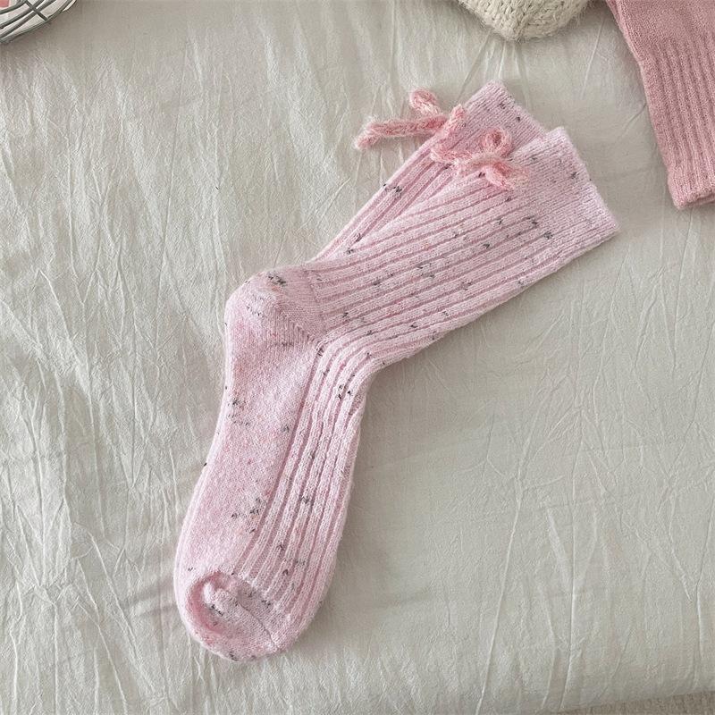 Female Autumn and Winter Thickened Warm Bow Solid Color Wool Medium Tube Pile Socks