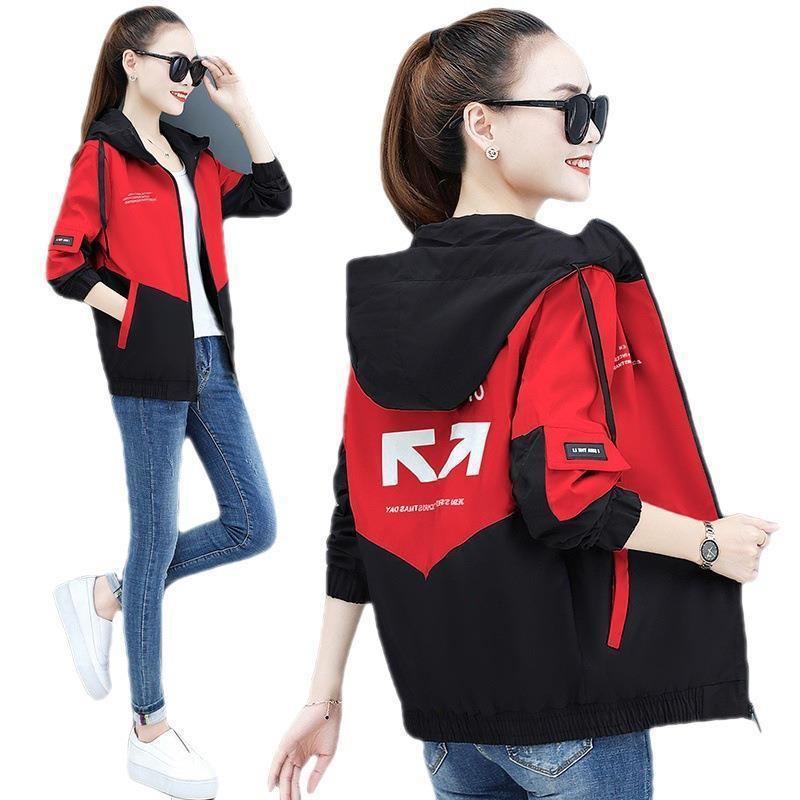 Women's Short Hooded Lined Coat - Korean Style Loose Casual Baseball Jacket for Spring and Autumn.