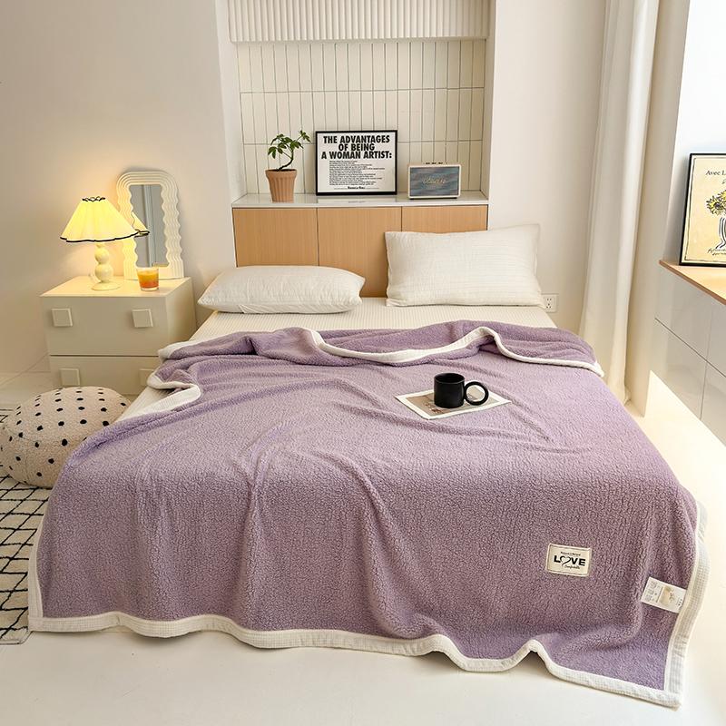 Simple Pink Solid Color Throw Blanket Luxury Warm Cozy Velvet Blanket for Home Sofa Bed All Seasons Travel Camping Blanket