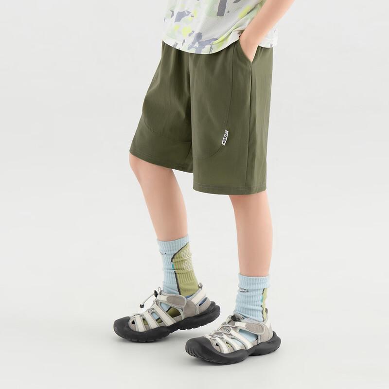 Boys  Summer Arc-Spliced Casual Sports Shorts 110