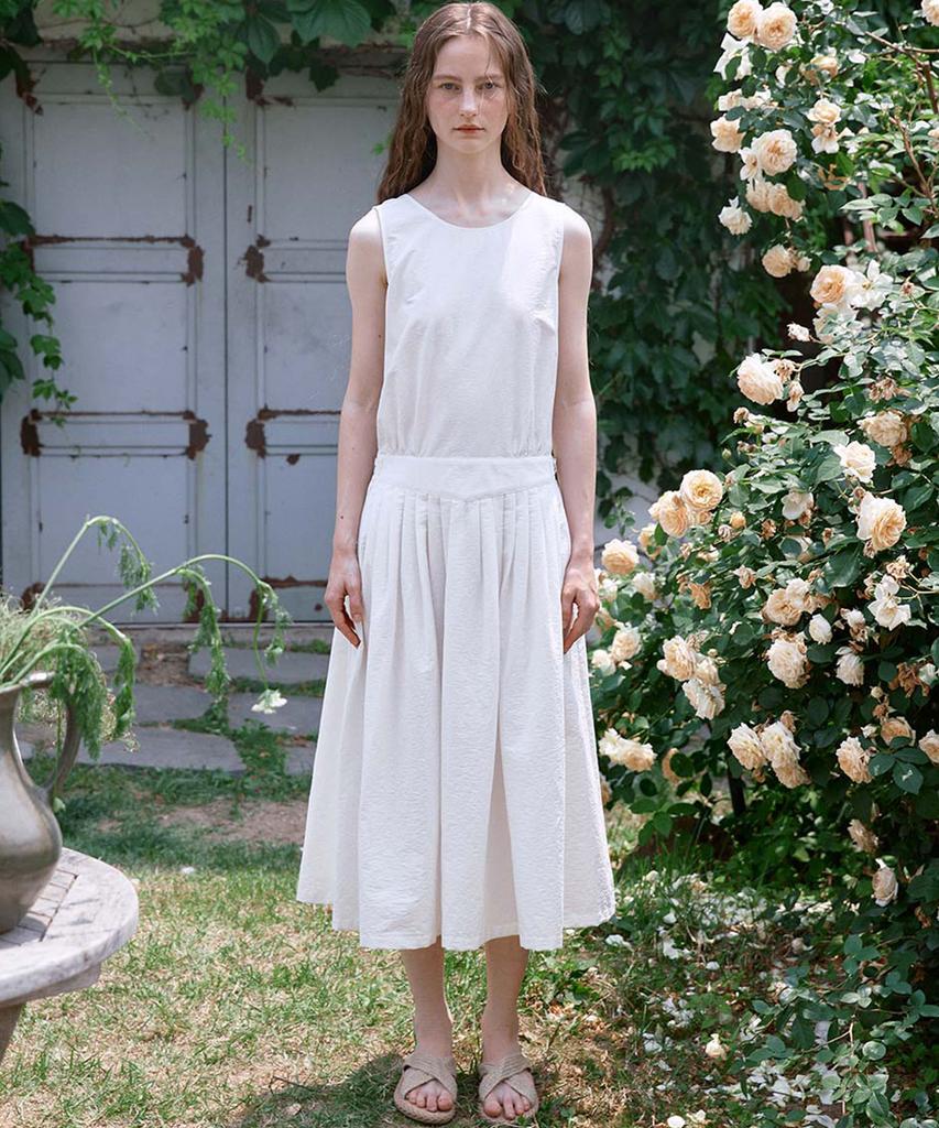Yutosiseu Buckle Sleeveless Dress(White)