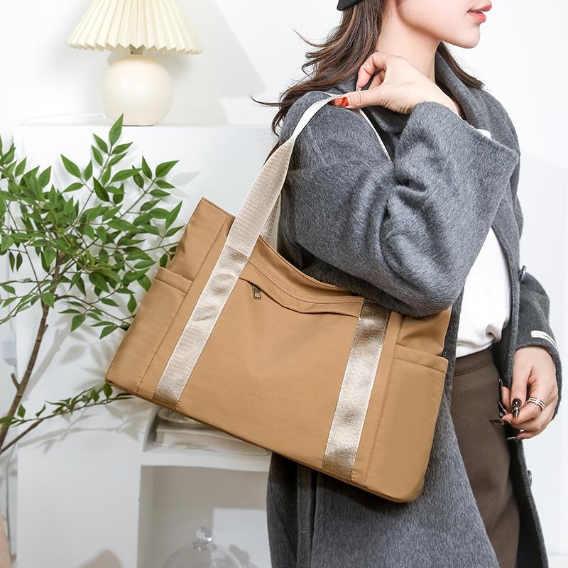 Large Capacity Retro Canvas Commuter Tote Bags New Versatile Single Shoulder Bag Hot Trendy Light Luxury Crossbody Bag