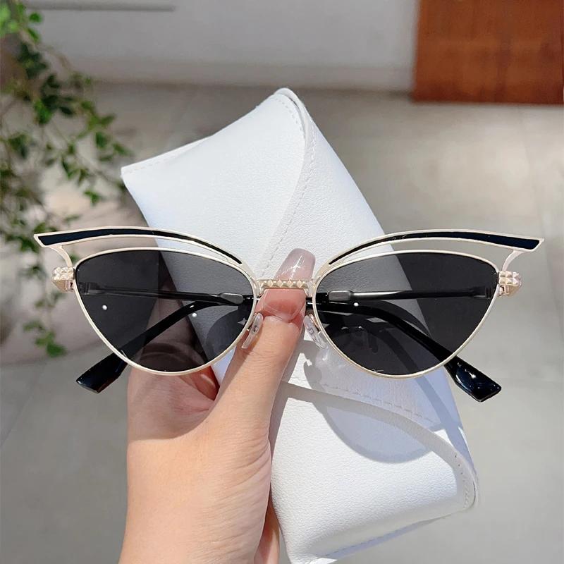 Hollowed Cat Eye Sunglasses Women Fashion Gradient Decorative Shades  New Trendy Design Casual Outdoor Sun Glasses Uv400