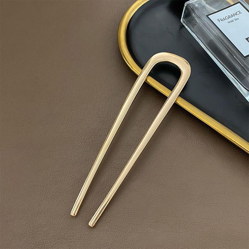 Elegant Pearl U-shaped Hairpin for Women - New Chinese Style Updo Accessory 2025