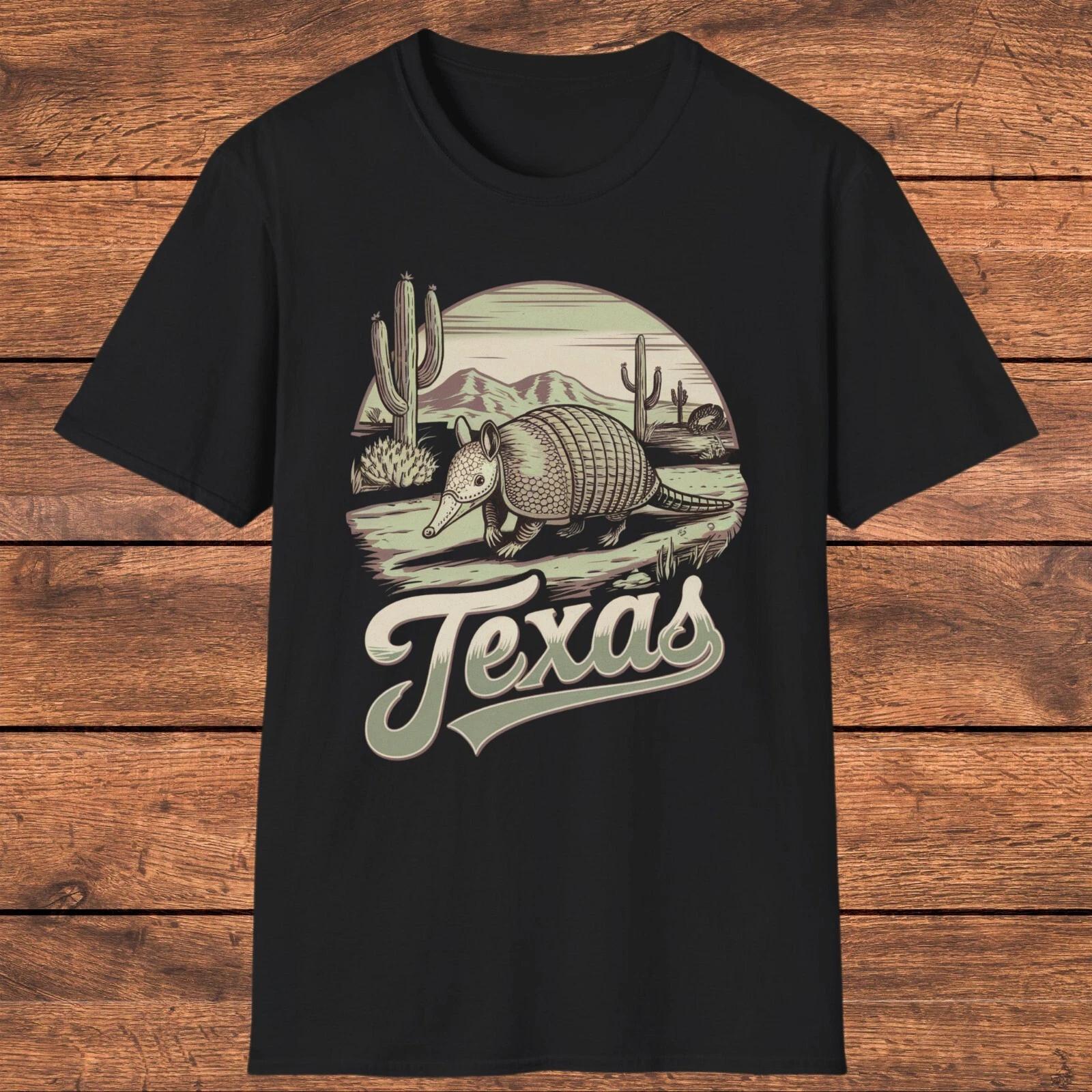 Vintage Texas Armadillo T- Shirt, Retro Desert Gift Tee, Texas Pride Graphic Tee M