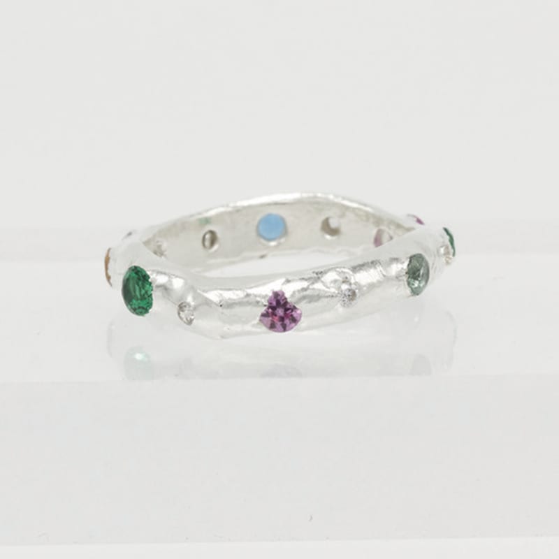 Studio Curve Wave Stone Ring