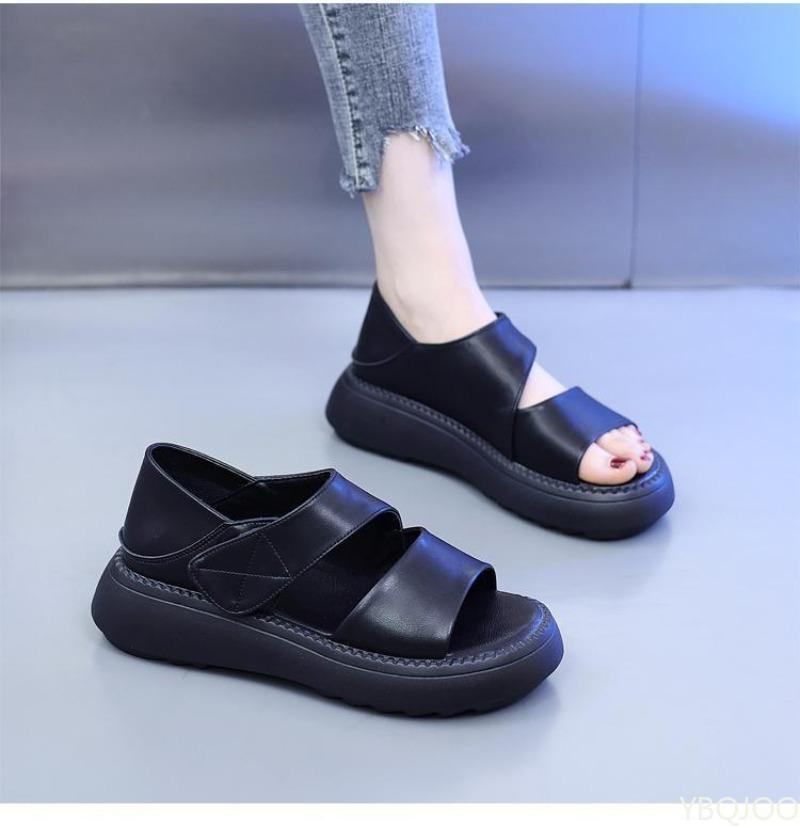 Fashion Open toed beach women's shoes are fashionable breathable comfortable Summer new thick soled casual soft soled beach shoes