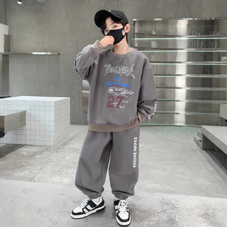 Klučičí sportovní podzimní dvoudílná souprava 2025 - Cool styl pro velké kluky