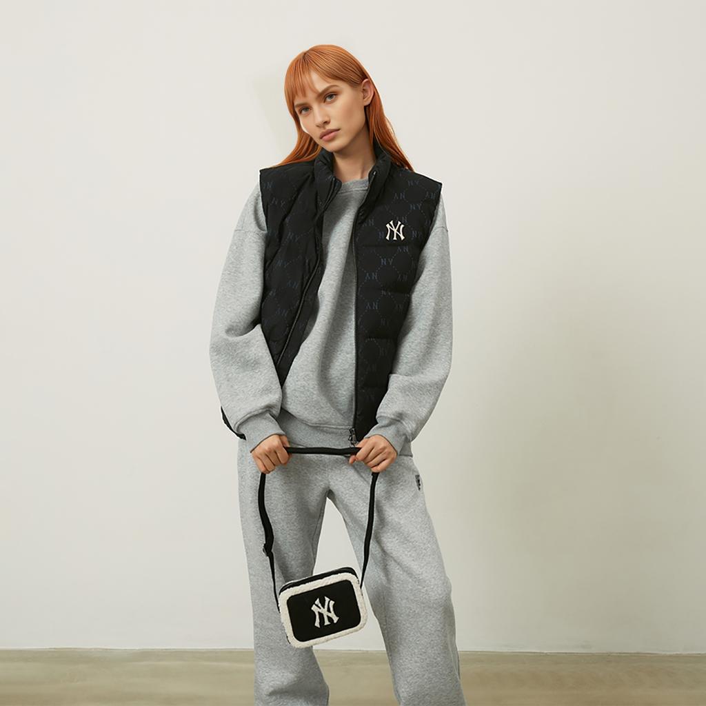 MLB 24FW New York Yankees NY Logo Klassisch Herbst Winter Vielseitig Lammfell Kleines Quadratisches Tasche - Umhängetasche Unisex Taschen Schwarz 3ACRS0746-50BKS