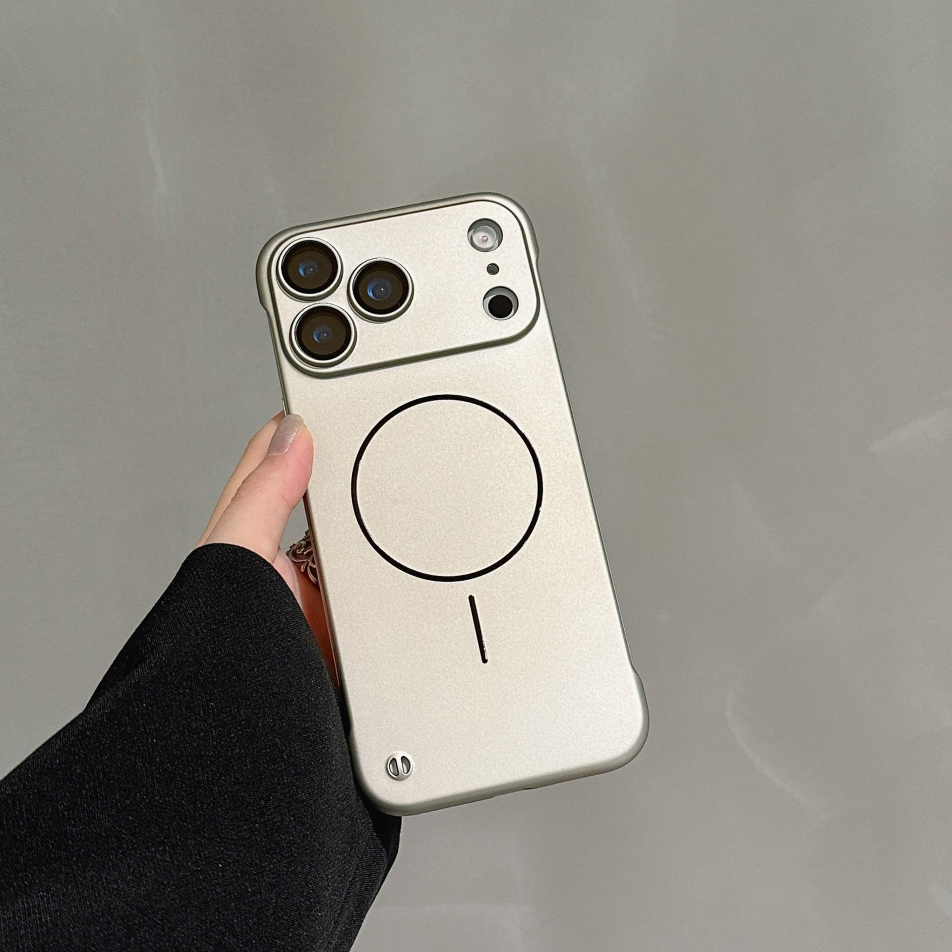 

Металлический матовый безрамочный чехол для iPhone 17 - Магнитный, Ударопрочный, Защитная жесткая оболочка iPhone 16 Pro