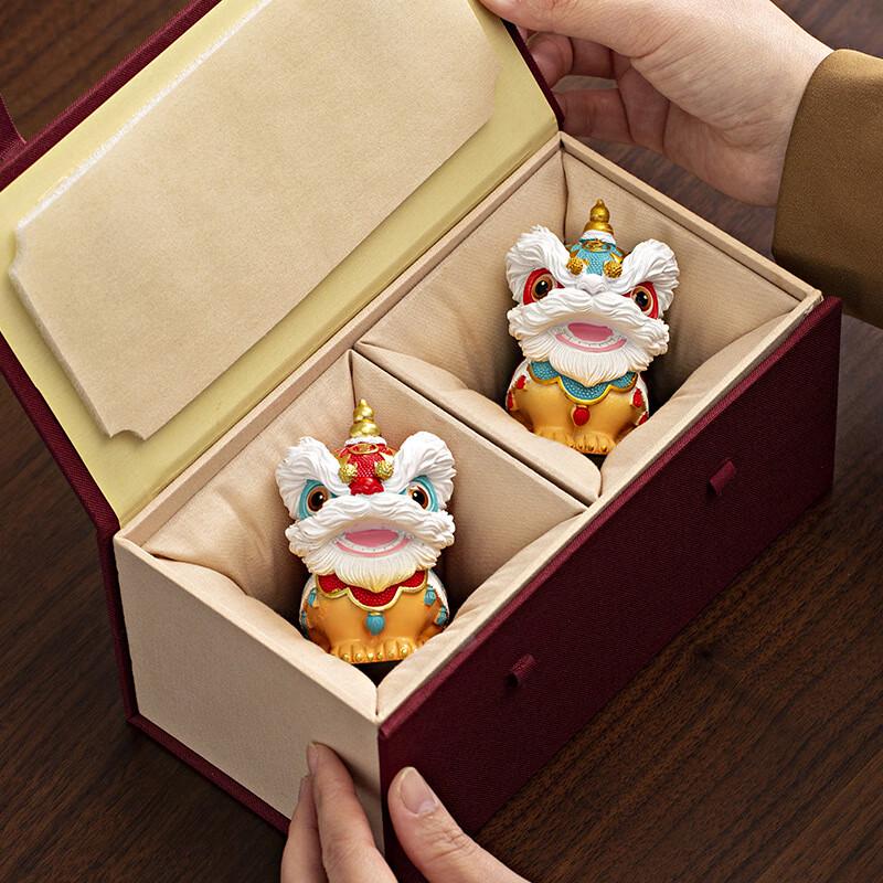 Decorative Lion Dance Figurine Set