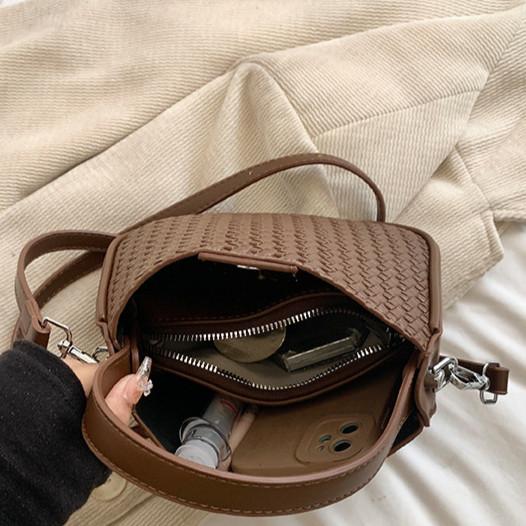 Ielgy Large-Capacity Temperament European American Simple Tote Bag One-Shoulder Messenger Female Bag