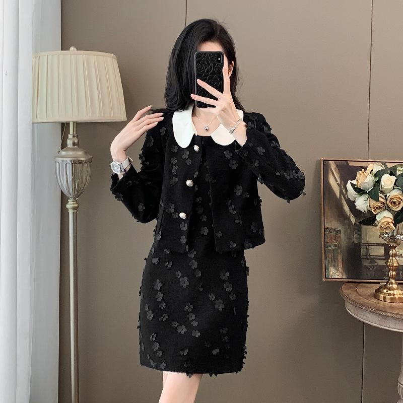Autumn Black Socialite Style Two-Piece Petal Dress: Chic & Fashionable High-End Short Set