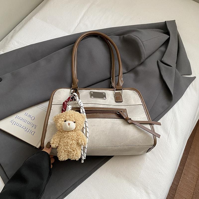 Vintage Large Capacity Tote Shoulder Bag Women Minimalist Versatile Commuter 2026 Handbag