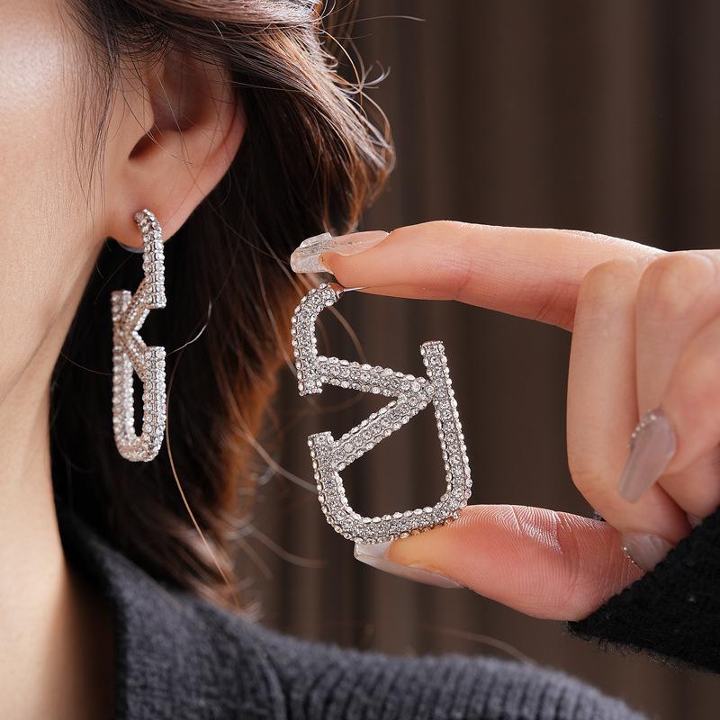 Silver Needle Diamond-Studded Letter Earrings - European & American Style, Exaggerated Cold Temperament, Stylish Luxury Studs