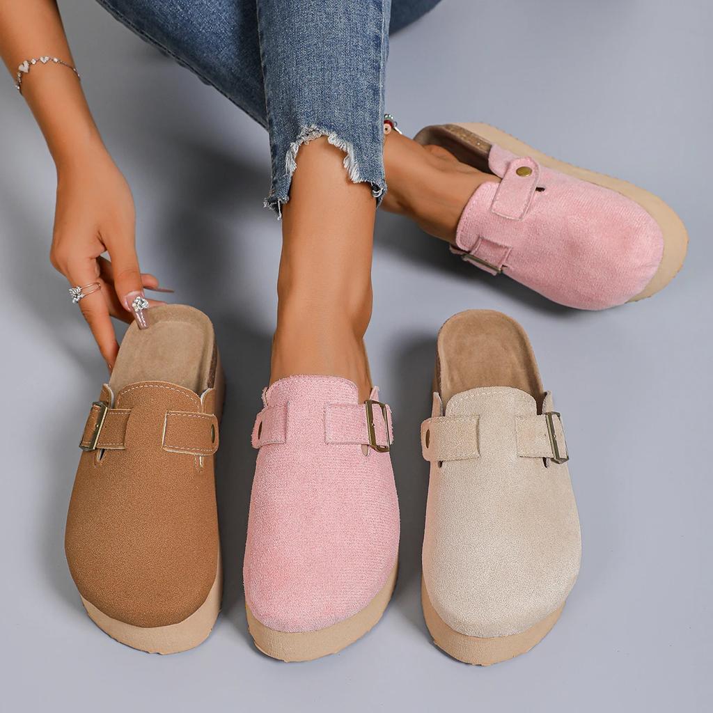 Women Mules Shoes 2025 New Slip-On Slippers Fashionable Thick Heel Slippers Women Retro Style Rubber Sole Sandals Slides Women
