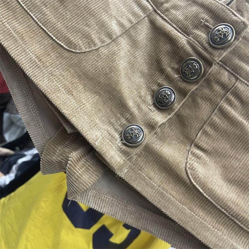 Vintage Low-Waist Slim-Fit Cargo Shorts with Heavy Embroidery, Bronze Snap Buttons, Double Waistband, Faux Two-Piece Design