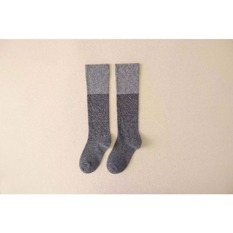 Damen Herbst-Oberschenkelstrümpfe Sind Trendige und Schlankmachende Beinstrümpfe. Winter Color-blocking Knielang Einfach und Lässig Baumwollsocken