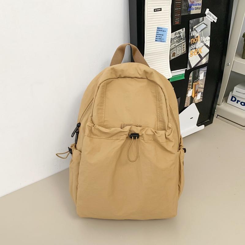 Нейлоновый рюкзак для женщин — фото 14