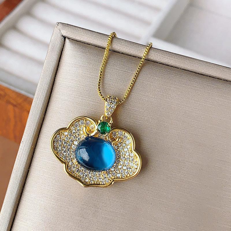 Schmuck Kupferboden Vergoldet Eis Samen Fluoreszierend Imitation Roter Korund Gold Anhänger Halskette 10 * 12