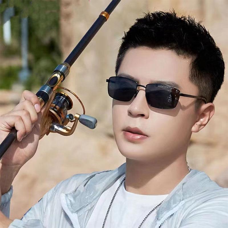 New Small Frame Square Sunglasses Men Photochromic Polarized UV400 Outdoor Driving Sun Glasses