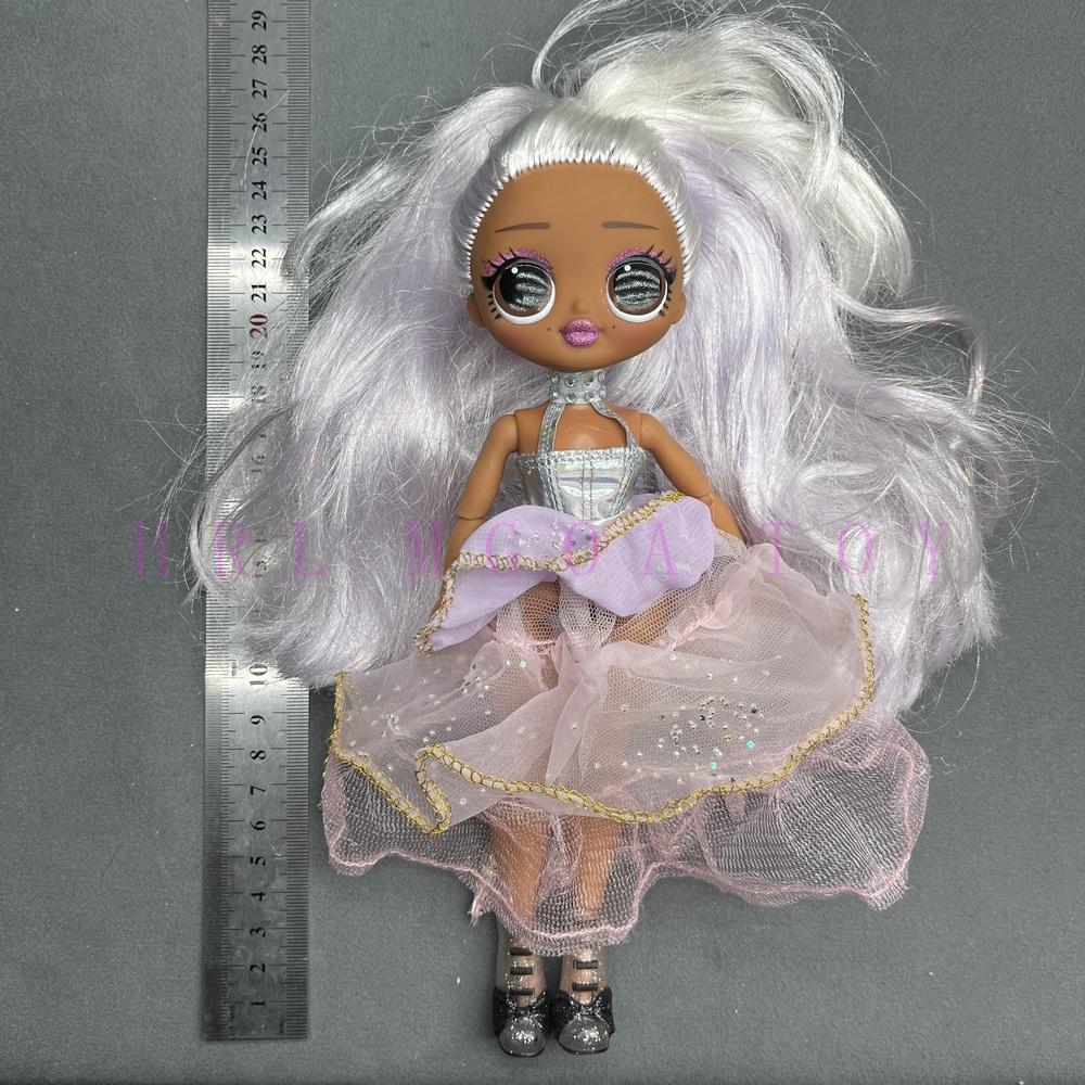 Originale OMG Puppe 24cm Große Schwester Fashionista mit Kleidung und Schuhen - Perfektes Weihnachtsgeschenk für Mädchen