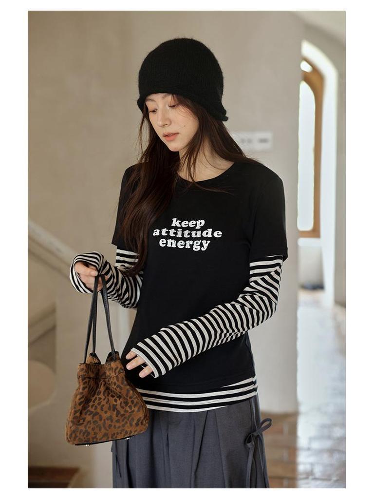 Yimeng 2025 Herbst Eleganz im koreanischen Stil gestreiftes Zwei-in-Eins T-Shirt